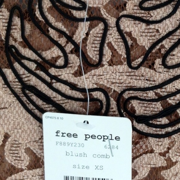 ⬇️FREE PEOPLE Dress⬇️ - Picture 4 of 4