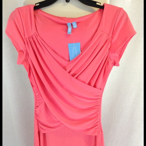 ⬇️Dress with built in "tummy control" ⬇️ - Picture 2 of 3