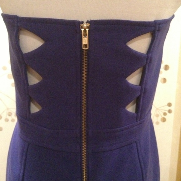 👗 Cut-out Strapless Dress - Picture 4 of 4