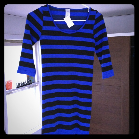 Dress - Picture 1 of 1