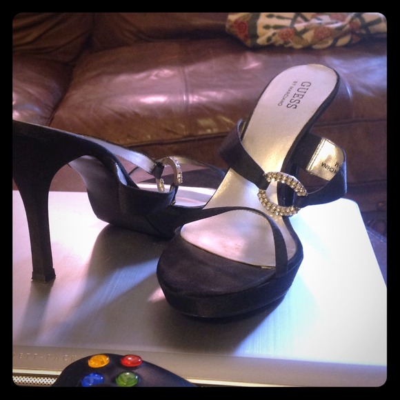 GUESS evening shoes