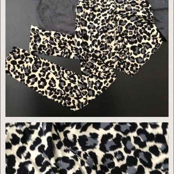 Leggings.