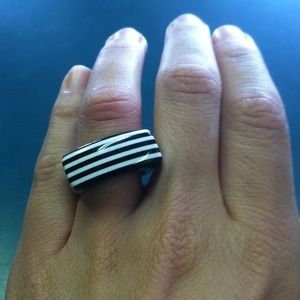 Black and white fashion ring