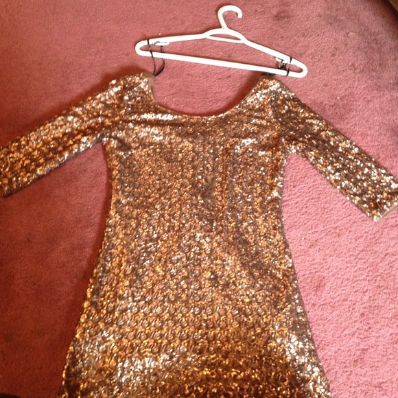 Dress - Picture 1 of 1
