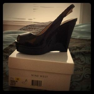Nine West black wedge, 7.5 --⚡reduced price!