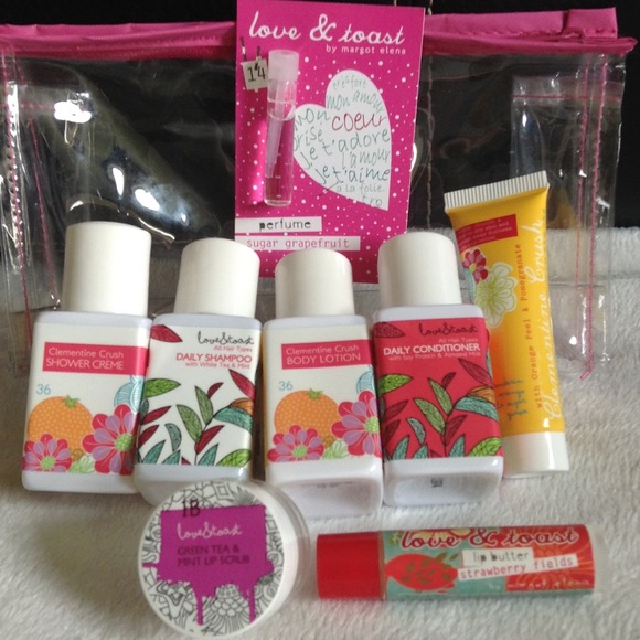 SOLD BUNDLES FIR TRICIAO. Love & Toast beauty pack - Picture 3 of 5
