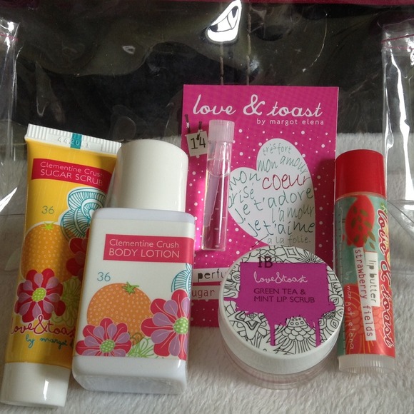 SOLD BUNDLES FIR TRICIAO. Love & Toast beauty pack - Picture 5 of 5