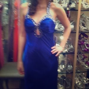 Adrianna Papel prom dress size 4