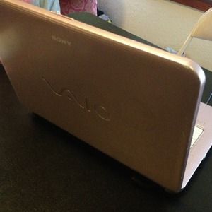 Sony vaio pink laptop