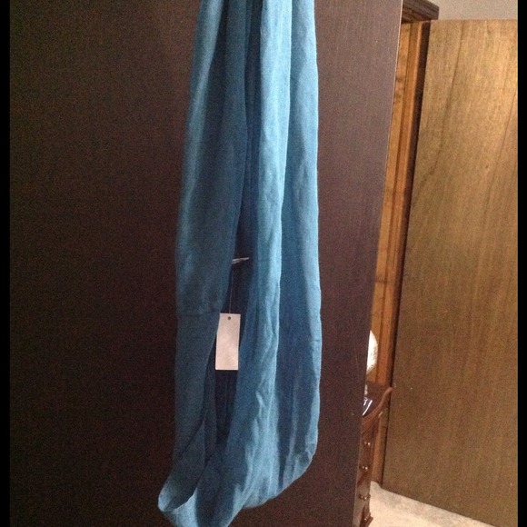 Teal infinity scarf