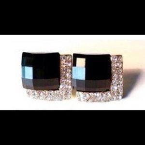 💎 Ear rings