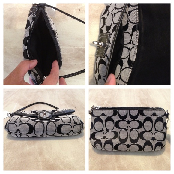 COACH Black & White Signature C Legacy Wristlet - Picture 2 of 4