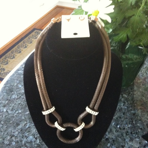 🌞🌞SOLD SOLD🌞🌞Chocolate mesh w necklace