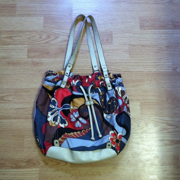 Flower Print Purse w/ Off White Faux Leather
