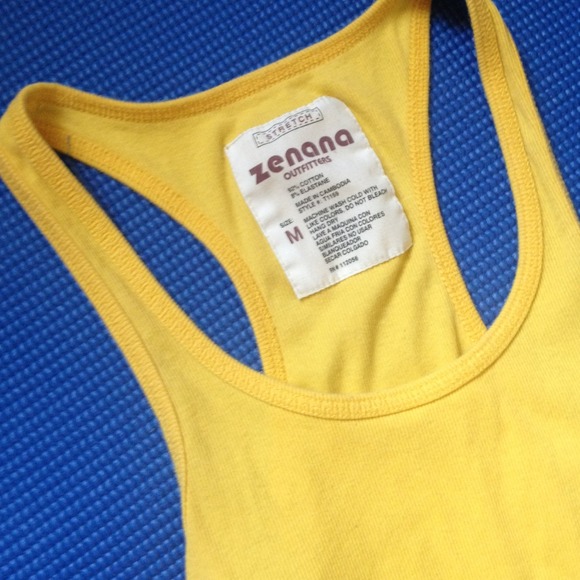 Yellow tanktop