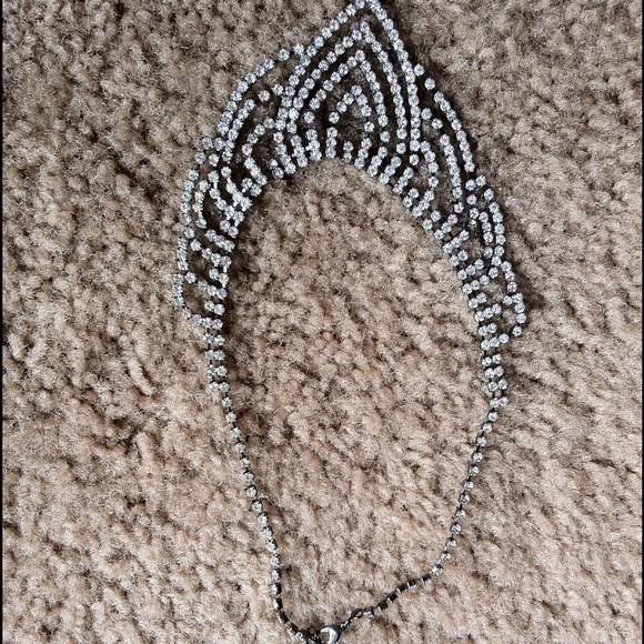 FREE WITH PURCHASE! $15+ Fancy Costume Necklace