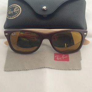 Ray Ban wayfarers