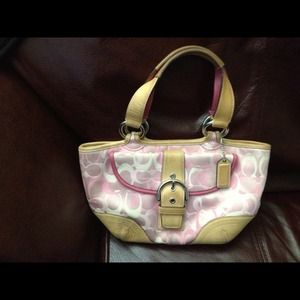 Coach small leather purse