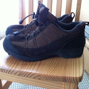 Lands End waterproof shoes