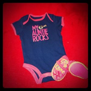 ✨ My Auntie Rocks Onesie ✨