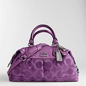 🚨SOLD🚨.    💯%Authentic Coach Purple Handbag