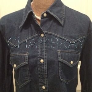 🎀WINTER SALE🎀 Denim chambray top
