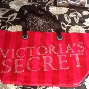 VS pink/red signature tote!