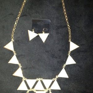 Grey statement necklace