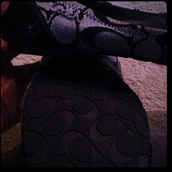 💢Sold💢great coach ballet flats BARELY WORN! - Picture 3 of 3
