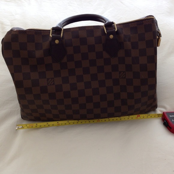 AUTHENTIC LOUIS VUITTON SPEEDY 35