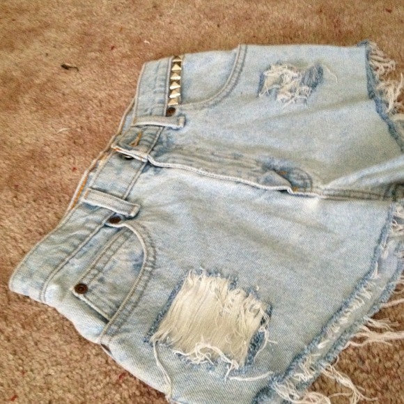 High waisted shorts . - Picture 3 of 3