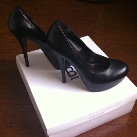 Bakers Shoes Bakers Black Pumps Poshmark