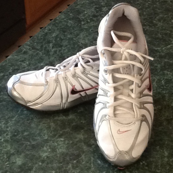 Nike Air Max gym shoe