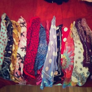 Bundle of handkerchiefs/bandanas.
