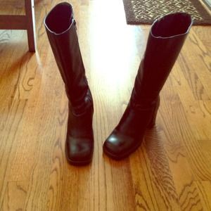 Steve Madden black, leather, platform boots
