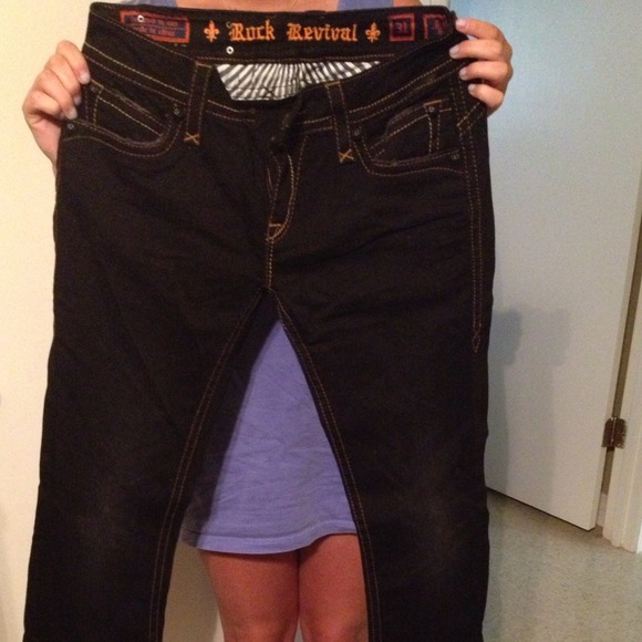 LIKE NEW Size 31 Black Rock Revival Skinny Jeans - Picture 3 of 4