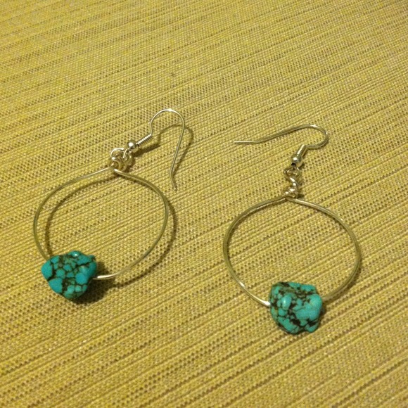 🚨Sold🚨Handmade earrings 2 sets - Picture 2 of 3