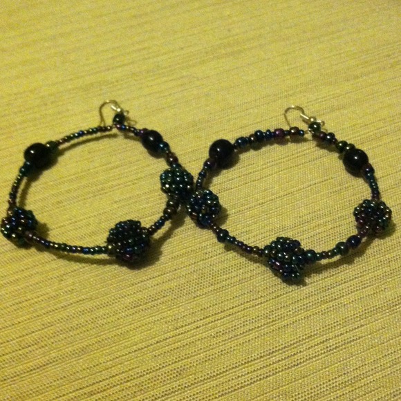 🚨Sold🚨Handmade earrings 2 sets - Picture 3 of 3