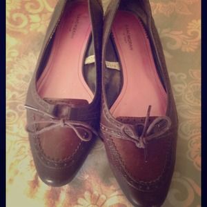 HoldPre-loved brown Isaac Mizrahi dress shoe size