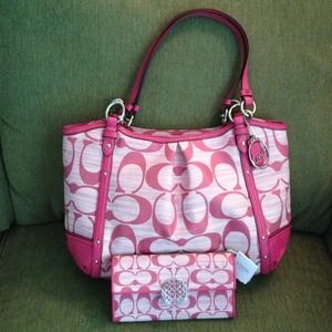💞Coach Alexandria shantung tote💞