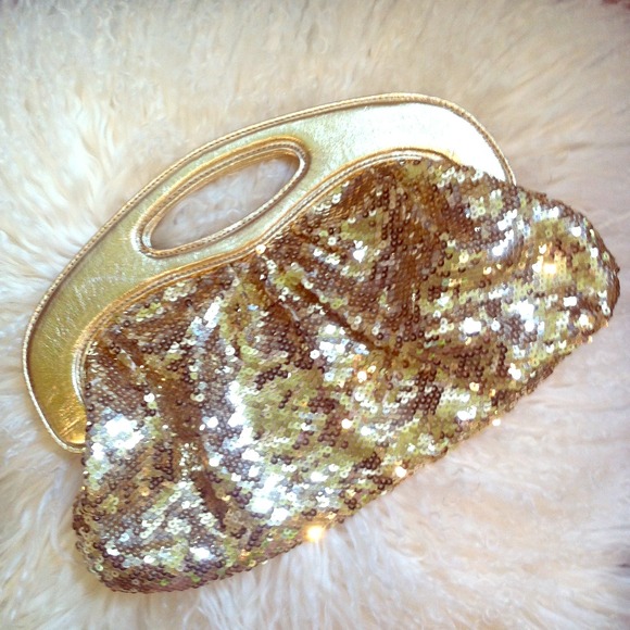 🎉PRICE CUT!!!🎉EXPRESS Gold Sequin Pleated Clutch