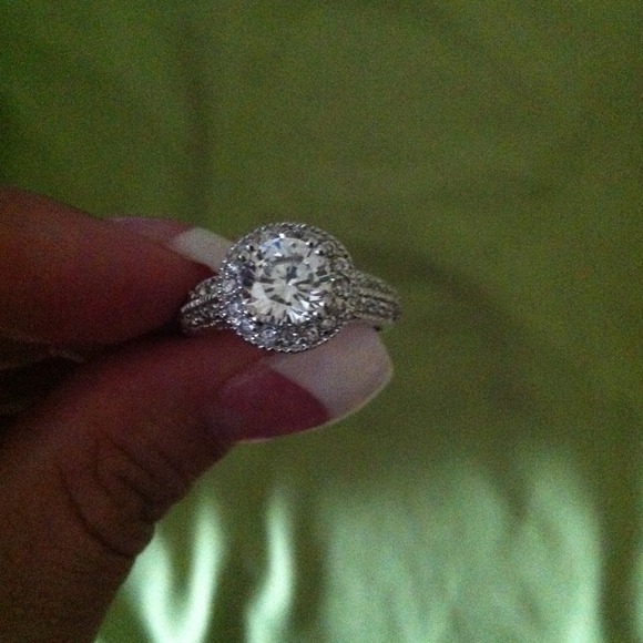 Fashion Jewelry Ring 💎