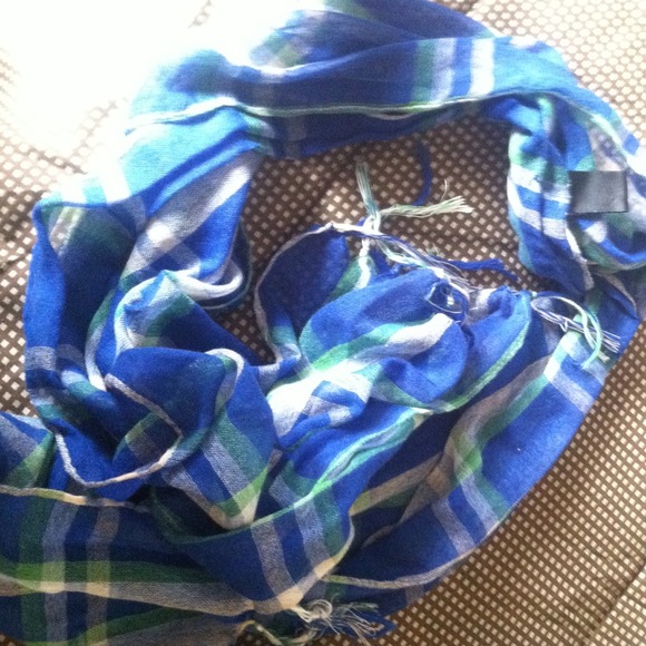 Blue scarf