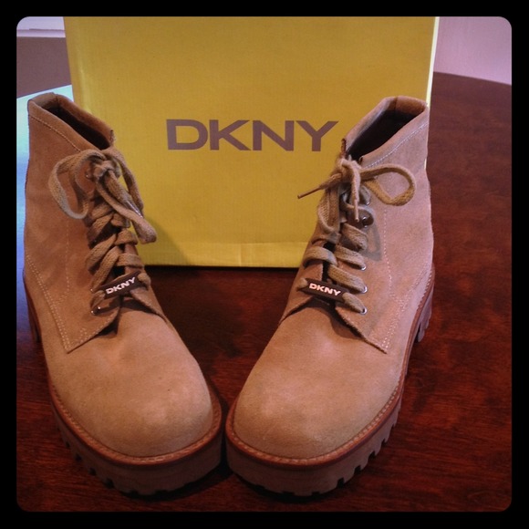 DKNY women's work boots size 9