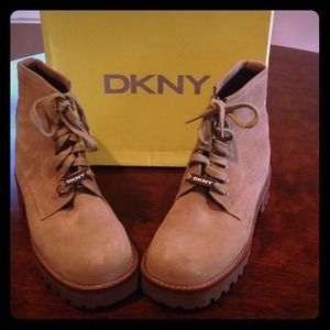 DKNY women's work boots size 9