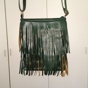 ❌SOLD❌ Green Fringe Bag