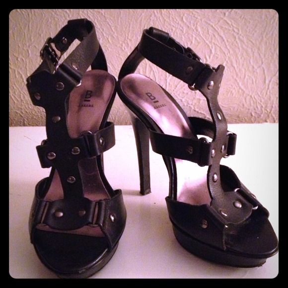 Sexy black heels