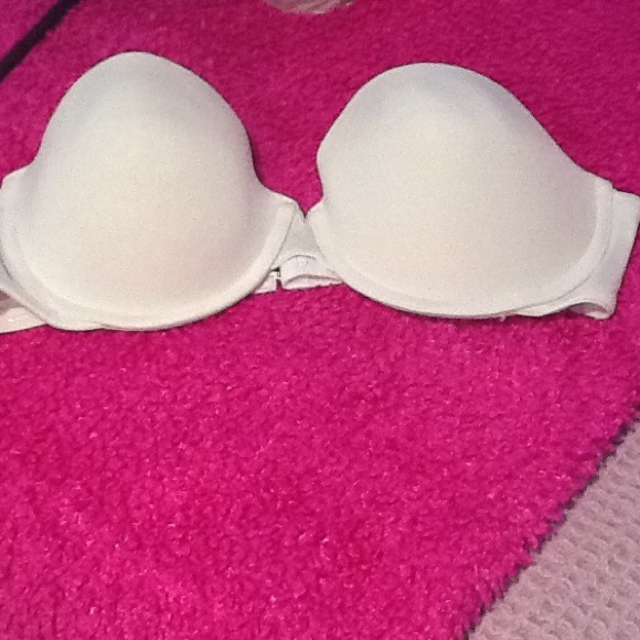 Two bras! - Picture 3 of 4