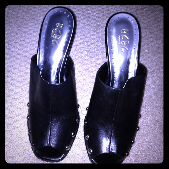BCBG Peep-toe Clog Pump