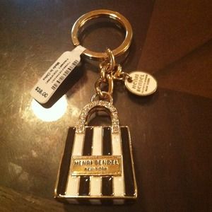 Henri Bendel key chain